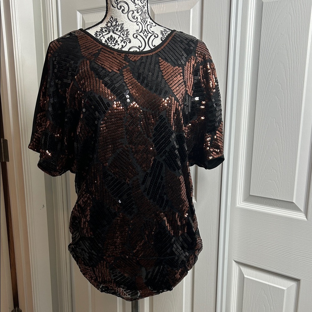 Anna-Kaci Black Copper Sequin Short Sleeve Top XL
